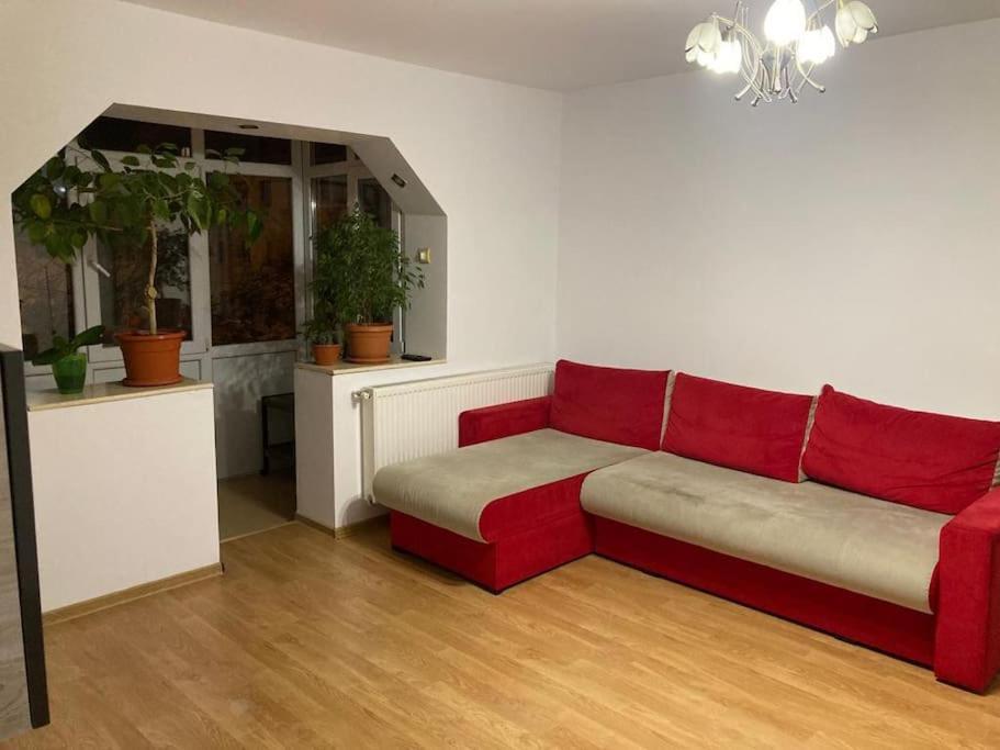 Apartament 3 Camere De Inchiriat Крайова Екстериор снимка