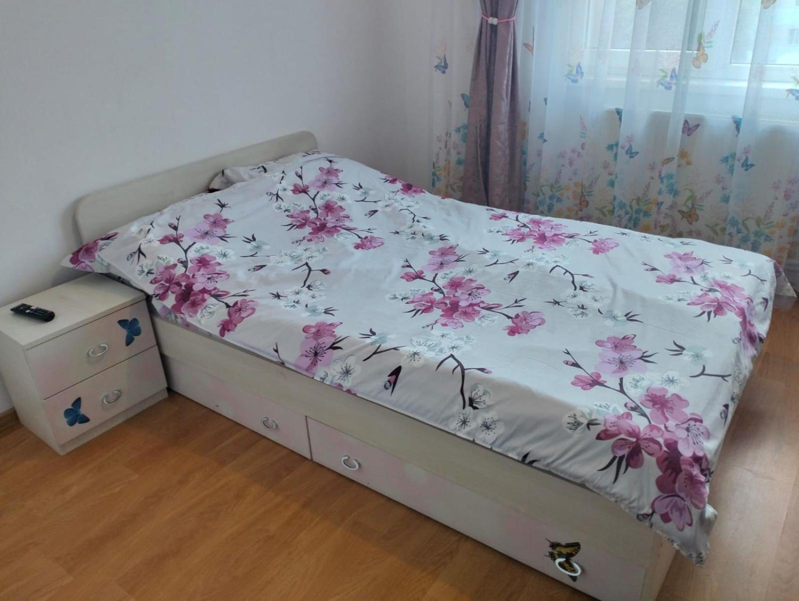 Apartament 3 Camere De Inchiriat Крайова Екстериор снимка